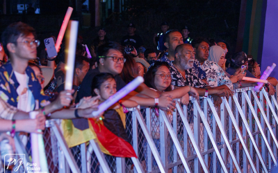 RWMF Day 3 Audience - Night:20230625_0106