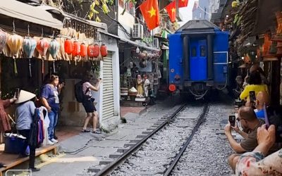 Hanoi Train Street-_0032