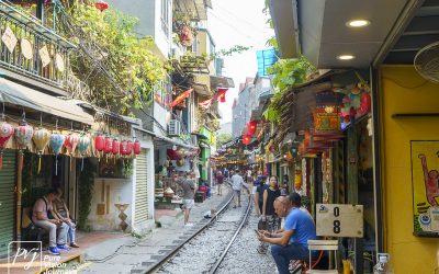 Hanoi Train Street:_0004