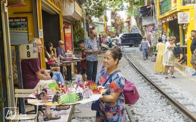 Hanoi Train Street:_0017