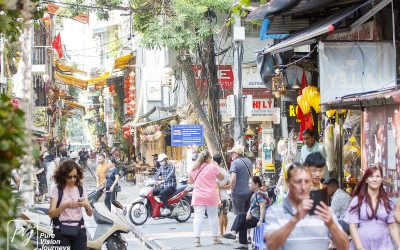 Hanoi Train Street:_0024