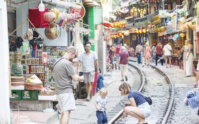 Hanoi Train Street:_0025